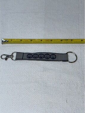 🩷 Lanyard Keychain Ring & Attachment Clasp - Embroidered  {  Smiling Faces }